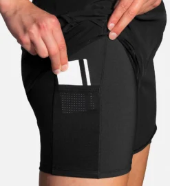 Brooks Chaser 5 Inch 2-In-1 Short 221464 -Wacoal Store brooks movc01 221464 cs2