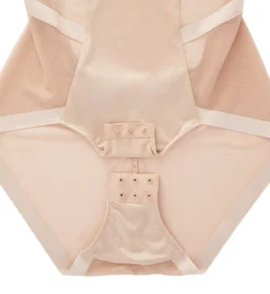 Le Mystere Infinite Edge Convertible Bodysuit 5524 -Wacoal Store le mystere mys001 5524 cs6