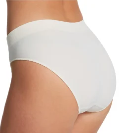 Le Mystere Seamless Comfort Bikini Panty 6617 -Wacoal Store le mystere mys001 6617 bs