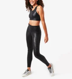 Terez Foil Medium Impact Printed Sports Bra 2588 -Wacoal Store terez trz001 2588 cs1