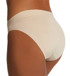 Vanity Fair No Pinch, No Show Seamless Bikini Panty - 3 Pack 18417 -Wacoal Store vanity fair vf001 18417 bs
